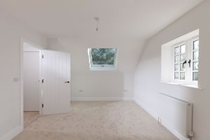 Bedroom- click for photo gallery